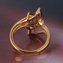 Especial Design 24K Gold Plating Rings Water Drop Cut Royal Blue Crystals CZ Band Rings Love
