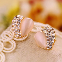 Big discount! Korean Fashion Charm Lovely Rhinestone Heart Stud Earrings Weddings Jewelry Women Cheap Wholesale Hot 2014 PT31