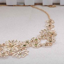 Cheap Sale Fashion Jewelry Vintage Necklaces Multilayer Hollow Flowers Pendant Necklace Chain For Women FY461MPJ
