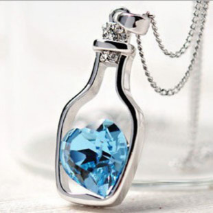 Promotion Wholesale Fashion lady women necklace pendants elegant colorful crystal love bottle alloy necklaces SN559