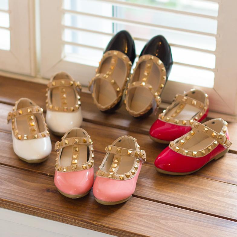 2015 New Children shoes girls shoes soft sole children single shoes fashion rivet kids shoes