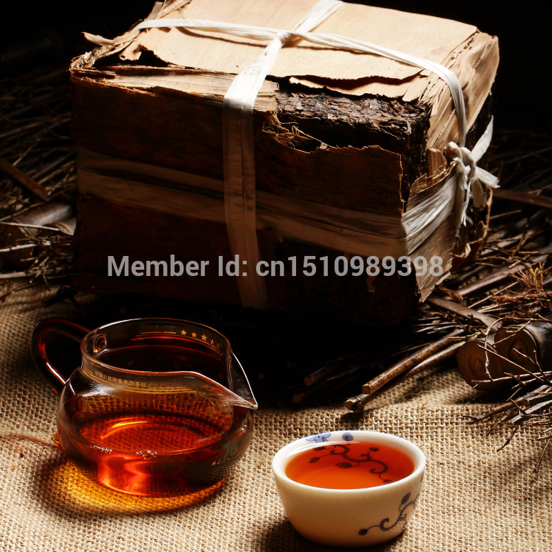 The real 1968 year More than 45 years old pu er tea health care Puer tea