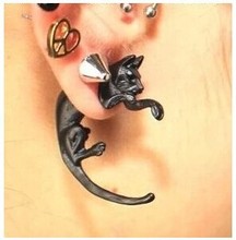 1 Piece Popular Long Tail Small Leopard Cat Puncture Girls And Boys Stud Earrings for Men Women