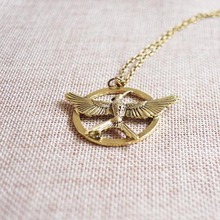 Cupid Fashion Jewelry Vintage Hunger Game Ridicule Birds Logo Necklace Jewelry Pendant Necklace Christmas Man And