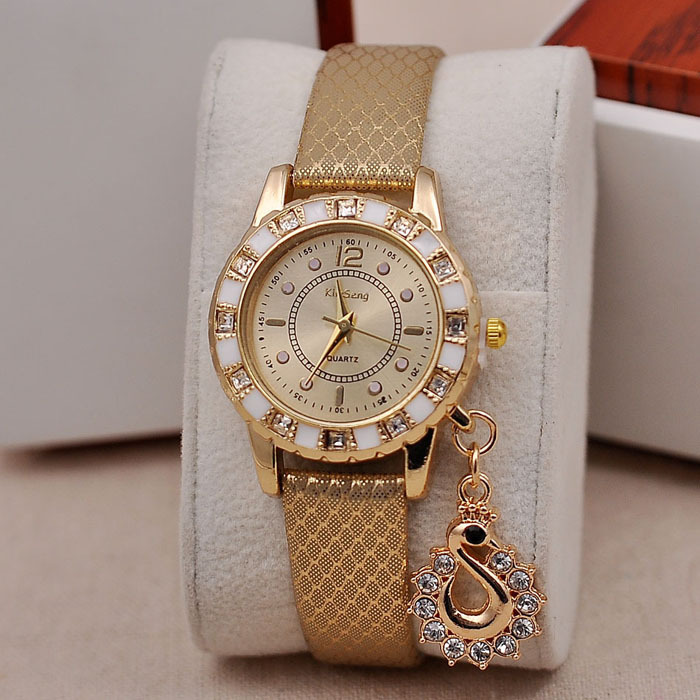hot sale luxury gold wacth crystal swan pendant watch leather fashion table Quartz watch wholesale watch