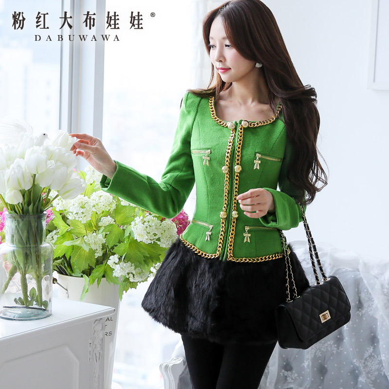 Wool tweed coat female Pink Doll winter green edged black gold chain in a long paragraph