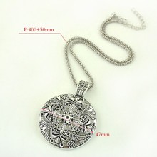 Bohemian Flower Pendant costume Tibetan Silver vintage Necklace Jewelry