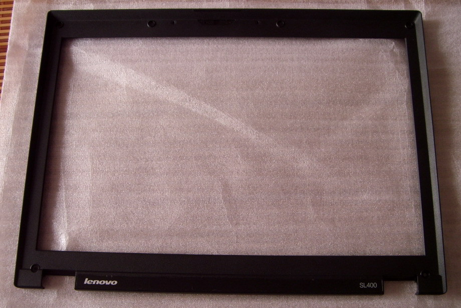 B     Lenovo ThinkPad SL400 -   43Y9686