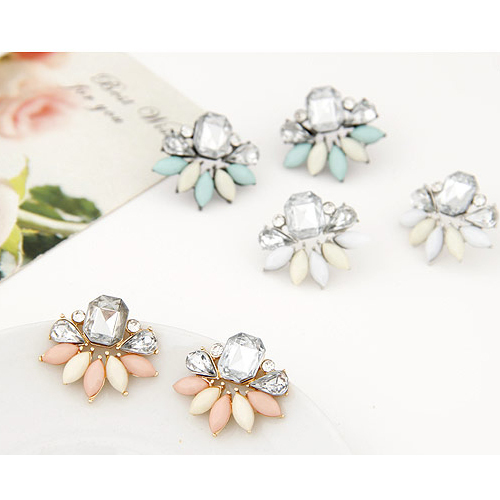 3 Colors New Hot Trendy Delicate Sweet Acrylic Flower Stud Earrings Personalized Jewelry Statement Accessories For
