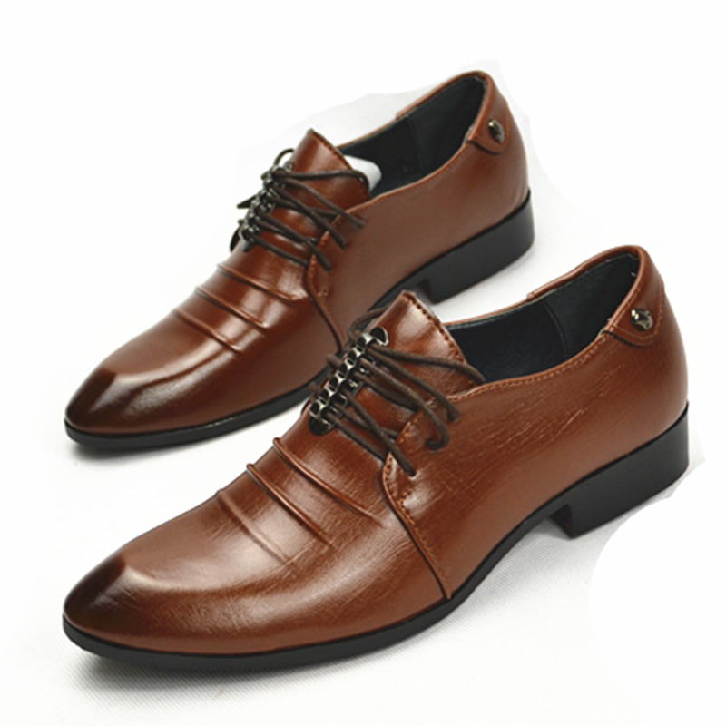 Em estoque! novos negócios de homens 2015 vestido sapatos homens antigos couro sapatos oxford casual masculino sapatos homens Apartamentos oxford