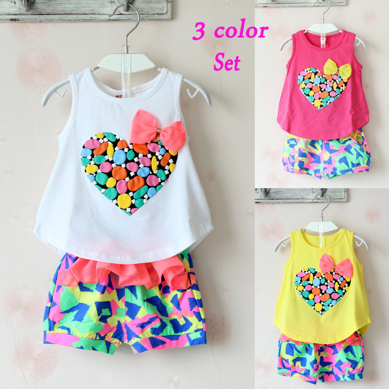 Bear Leader Free Shipping Girls set love child sleeveless T shirt and flower shorts new