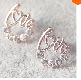 2015 HOT New Arrival cute Gold Plated LOVE Heart Crystal Stud earring For Women 3E0183