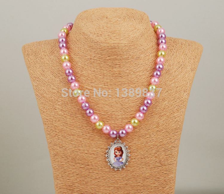 Color Beaded Princess Sofia Charater image Pendant necklace With elastic Baby girl jewelry Free shipping