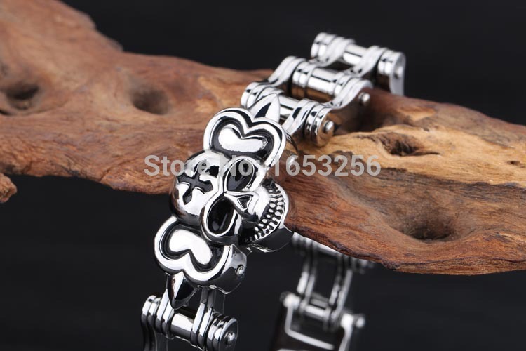 Stainless Steel Fashion Wide Skull Bracelet, 8.3 X 0.9 In