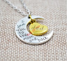 Mom Gift Hot Sale Charm Family Gift Personal I LOVE YOU TO THE MOON AND BACK