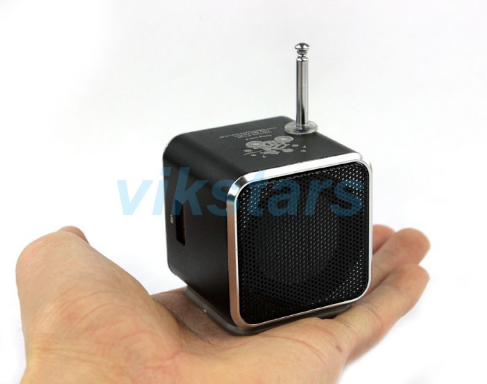 2015 new micro SD TF USB Portable FM Radio With speakers mobile phone vibration computer musicFM