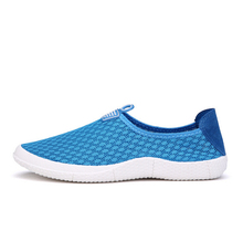 2015 super cool and comfortable sneakers breathable mesh men shoes super light shoes Men Shoes Sport
