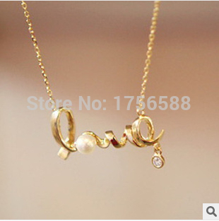 hot sales Special Korean jewelry gently around the heart of love chic love necklace free shipping