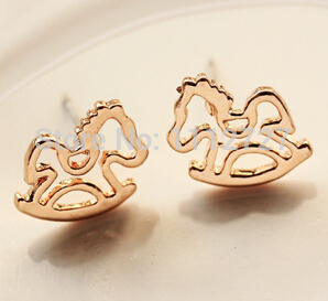 Korea SilverSteel Needle Horse Studs Earrings Gold Jewelry Earrings ...