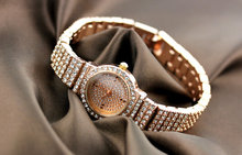 Wholesale Full Diamond Rhinestone Rose Gold Luxury Quartz Ladies Watch Women Dress Friend Christmas Gift 88W10053