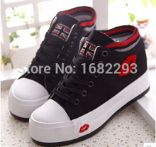 Free shipping Spring Floral canvas shoes to help low shoes Korean college students wind casual shoes