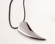 2015  Fashion Men’s Jewelry 316L Stainless Steel Wolf Tooth Pendant Necklace