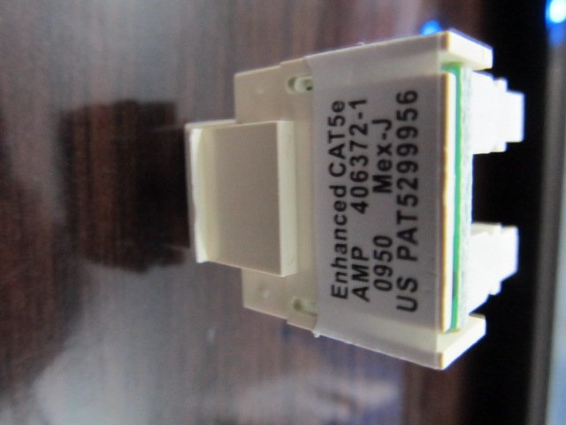 FREE SHIPPINGThe cheapestCAT.5e Rj45 Keystone Jack \ Jack. Common with Commscope connector panel. Color: White, Rohs compliant(China (Mainland))
