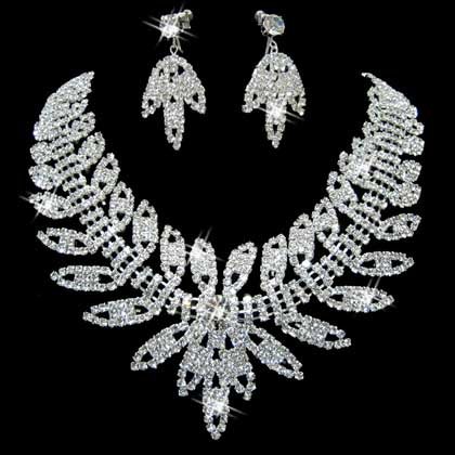 Cluster style Wedding Bridal Gifts rhinestone crystal element studded pendant necklace chandelier earring set(China (Mainland))