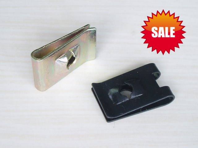 Venta-Clip-de-tuerca-St4-2-negro-zinc.jpg