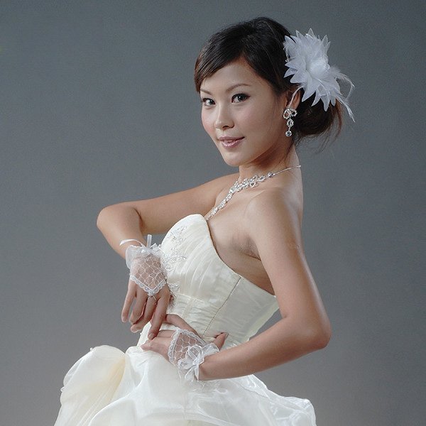 GL002Wedding accessories Elegance Bridal Gloves Red White Black Lace Yarn 