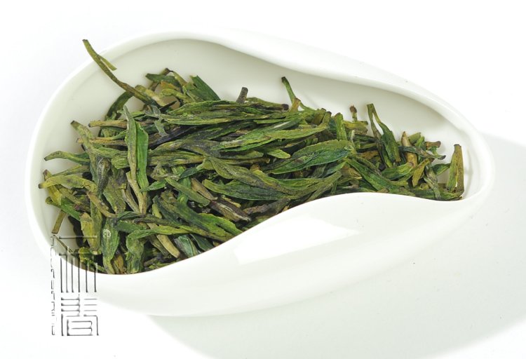 Dragon Well Longjing Green Tea 110g Long Jing tea CLL01 Free Shipping