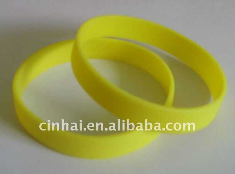 blank Silicon Wristbands with customized logo on band(China (Mainland))