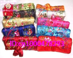 Lot 60 EMBROIDERED BROCADE SILK JEWELRY ROLLS/bags A02 History: Feedbacks(China (Mainland))