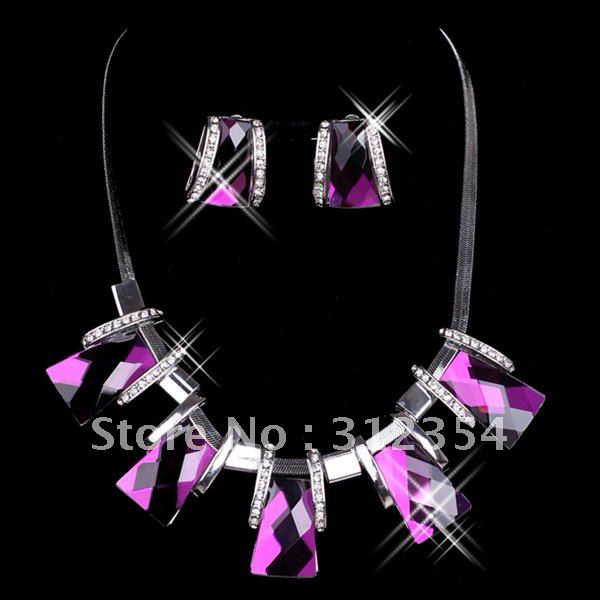 charming purple rhinestone crystal wedding bridal necklace and earrings 