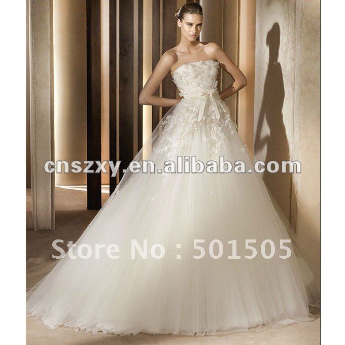  Off the shoulder Tulle Spanish lace Romantic Stunning Wedding Dresses