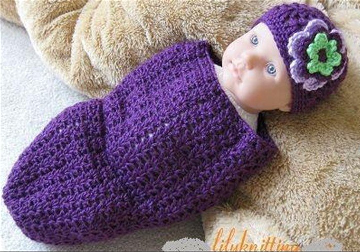 Free crochet papoose snuggle bag pattern