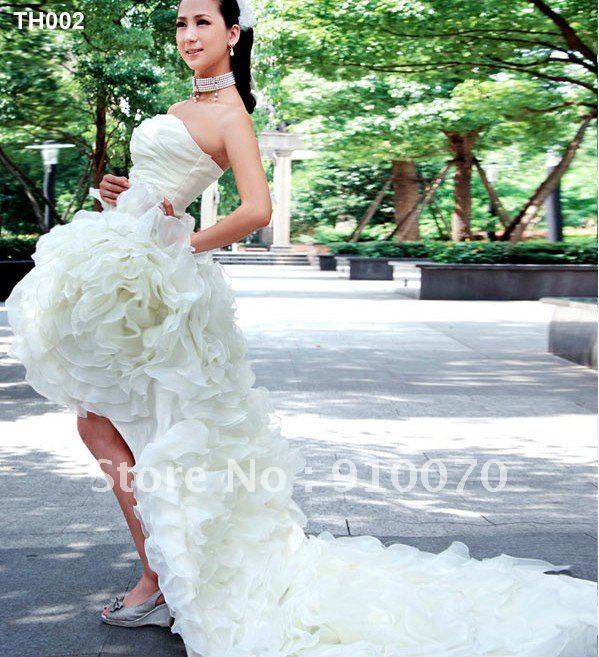 Hot Sell Front Short and Long Back Wedding Dress Custom made Flowers Court