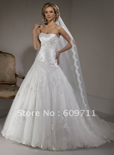 Cheap Princess Strapless Laceup Back Applique Tulle Wedding Dress Bridal