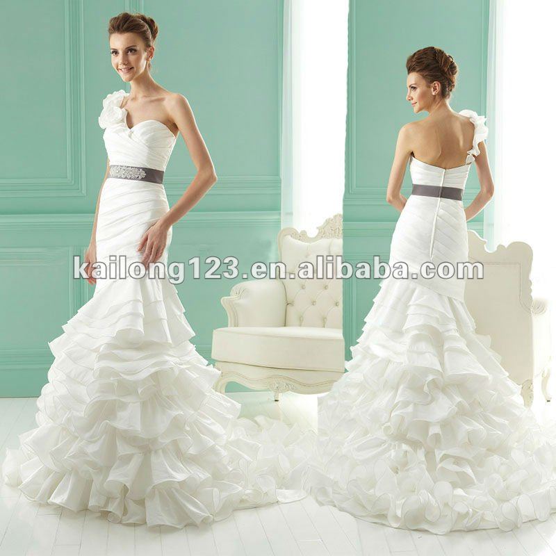  Design Oneshoulder Detachable Train White Taffeta Mermaid Wedding Dress