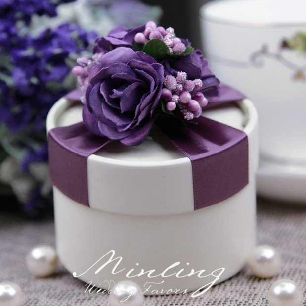 45pcs lot Purple Floral Wedding Candy Box Beautiful Wedding Favors Holder 