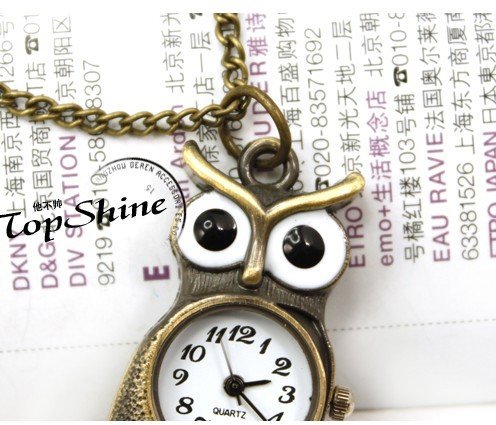 Free shipping New Antique Deputy surprise facial expression with the owl