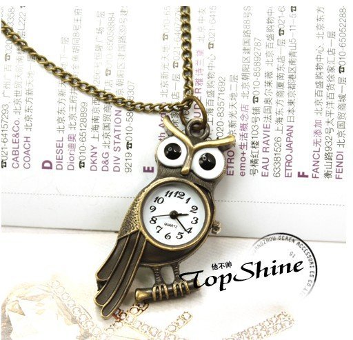Free shipping New Antique Deputy surprise facial expression with the owl 