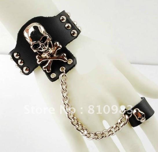 Hot sale skull punk style leather bracelets for men and connected ring free