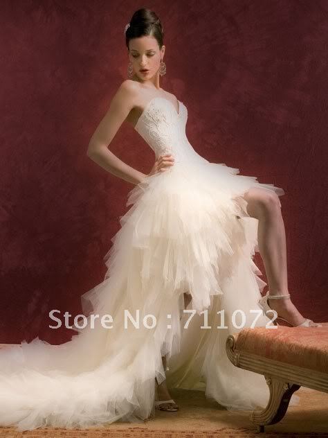 Low Back Net Tassel Layers Embroidery Royal Train Wedding Dress E032