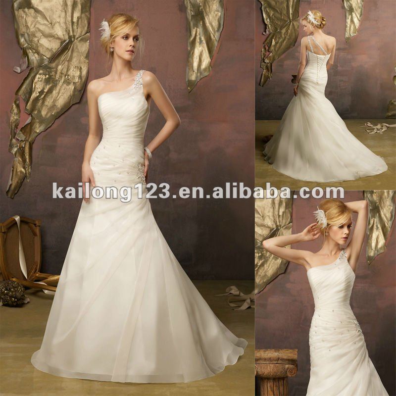  Sweep train Corset Lace Up Beaded Applique Organza Aline Wedding Dress