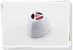 Mini Bluetooth Speaker Fashion and small design, mp3 speaker, computer speaker, free shipping 2pcs/lot(China (Mainland))