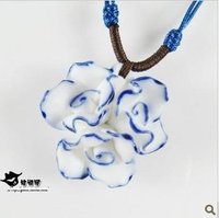 Free Shipping!  National wind hand knead flowers ceramic necklace