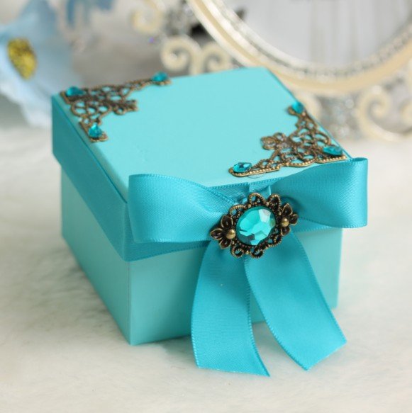 Candy-box-Gift-box-gift-package-XT-F3-L-004-assembled-delivery-wedding-favors-wedding-gift.jpg