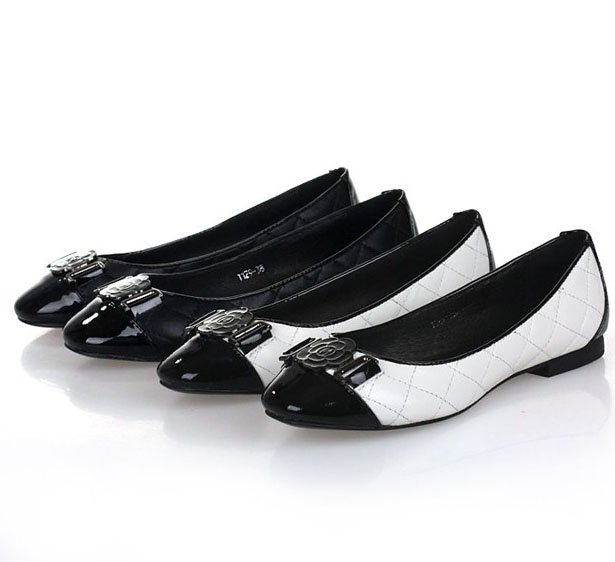 black and white shoes ladies