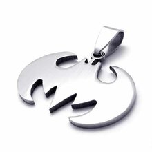 Free Shipping Fashion Jewelry Slippy Bat Batman Sign Pendant 316L Stainless Steel Necklaces Mens Necklaces 20982